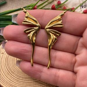 Fine jewelry 316L steel Elegant Gold Winged Earrings